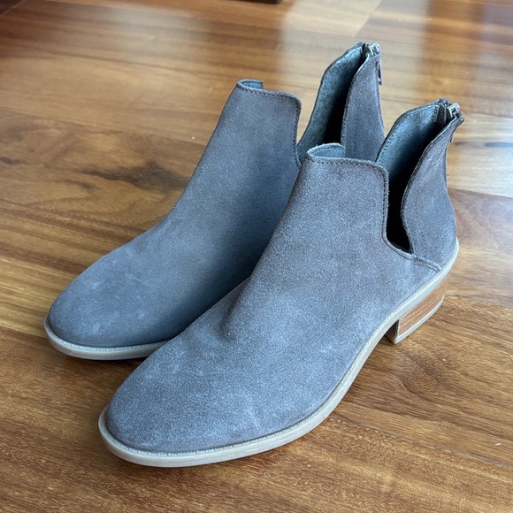 NWOT Steve Madden boots - Picture 1 of 8